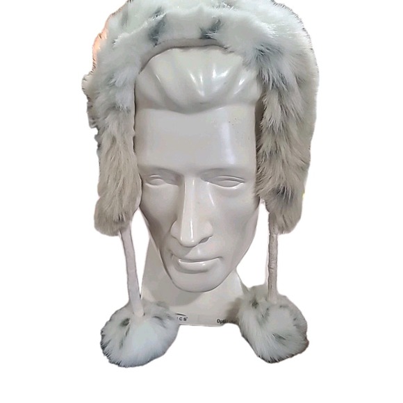 Pottery Barn Other - Pottery Barn Teen Faux Snow Leopard Fur Trapper Hat Pom Poms‎ White One Size